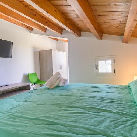 Archimede, Appartamento Con Vista In Centro A Marina Di Ragusa Exteriör bild