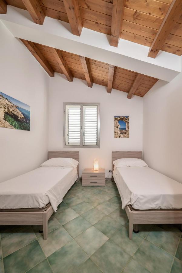 Archimede, Appartamento Con Vista In Centro A Marina Di Ragusa Exteriör bild