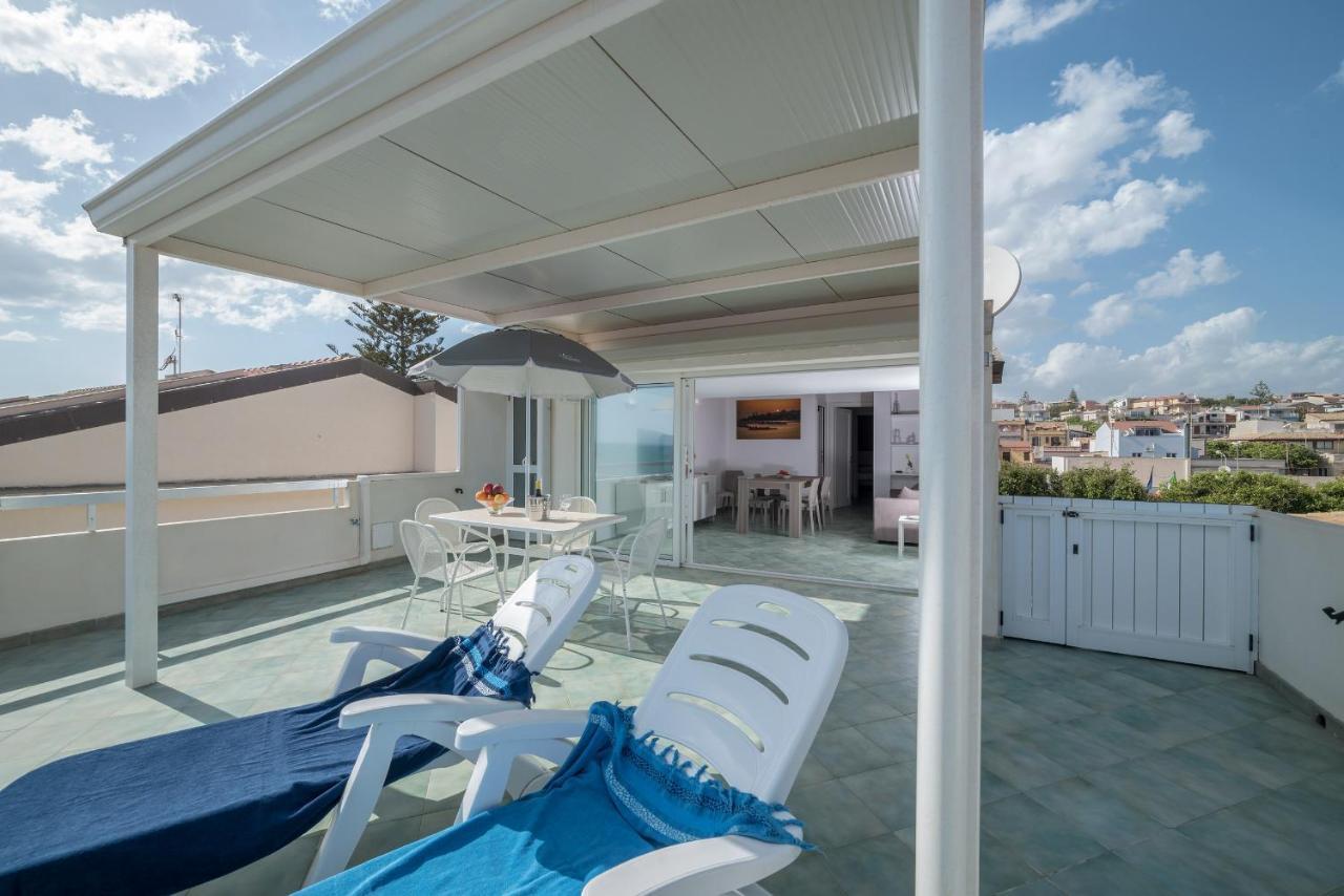 Archimede, Appartamento Con Vista In Centro A Marina Di Ragusa Exteriör bild