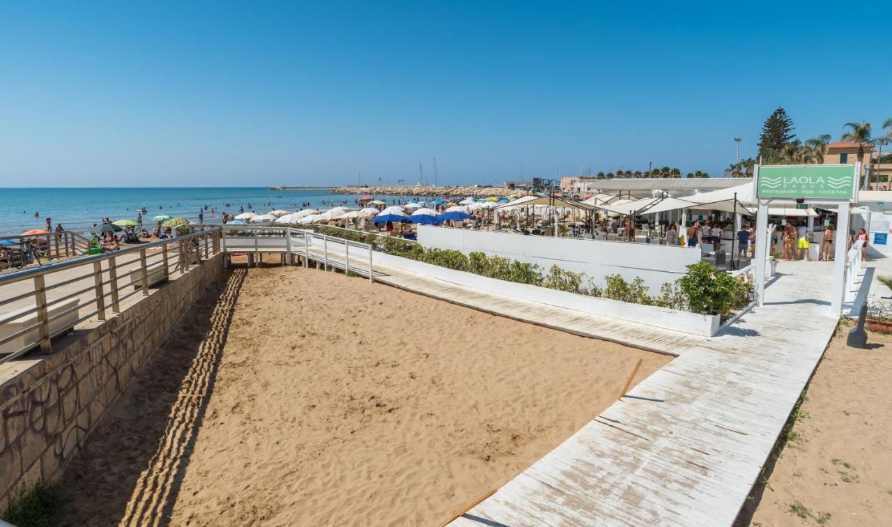Archimede, Appartamento Con Vista In Centro A Marina Di Ragusa Exteriör bild