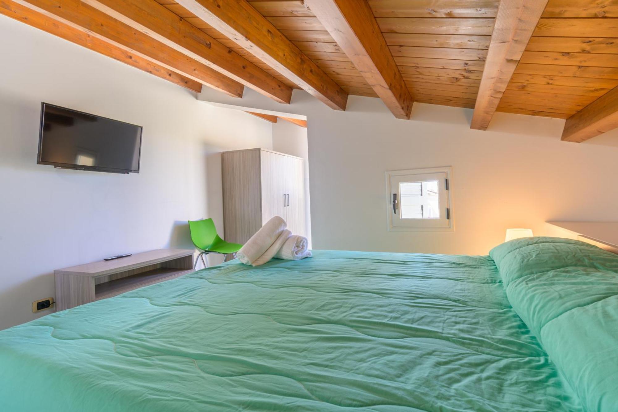 Archimede, Appartamento Con Vista In Centro A Marina Di Ragusa Exteriör bild